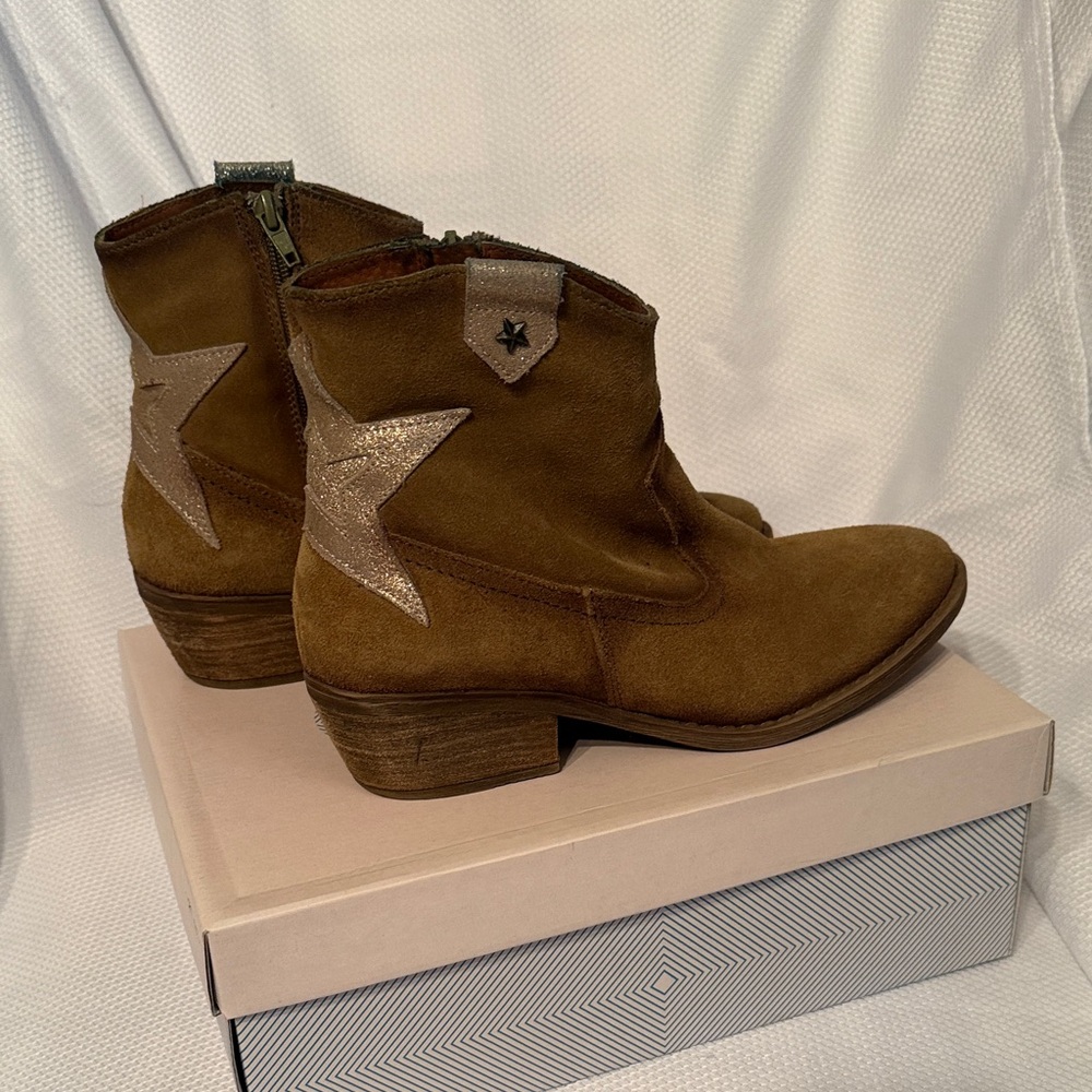 Eric Michael Valerie Khaki Suede Star Glitter Western Ankle Boots‎ Size 39 EU